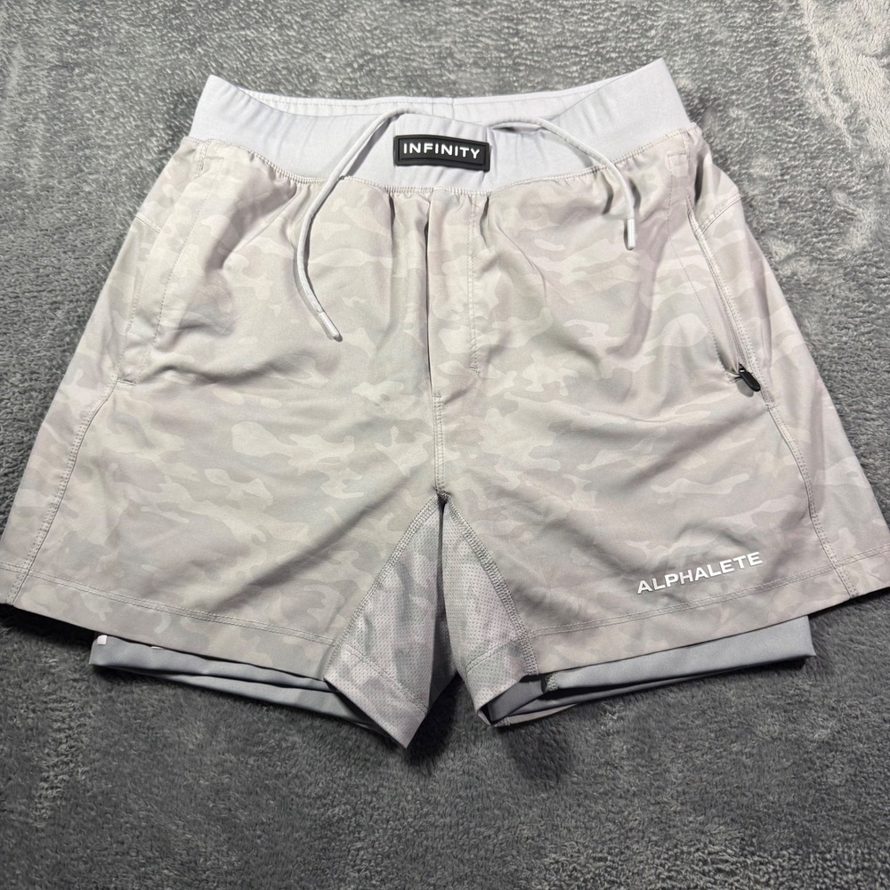 Alphalete Infinity 2-in-1 Mens Grey Camo Athletic Shorts Compression Liner Sz L